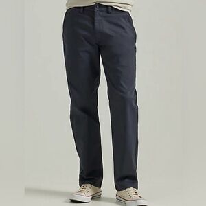 Lee Custom Fit Relaxed Fit Flat‎ Front Pant
